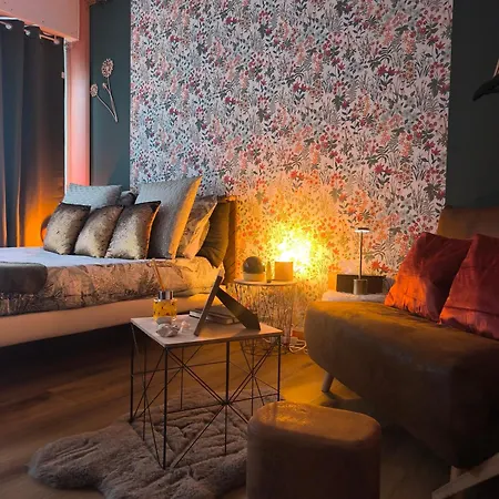 Cosy Proche Апартаменты *